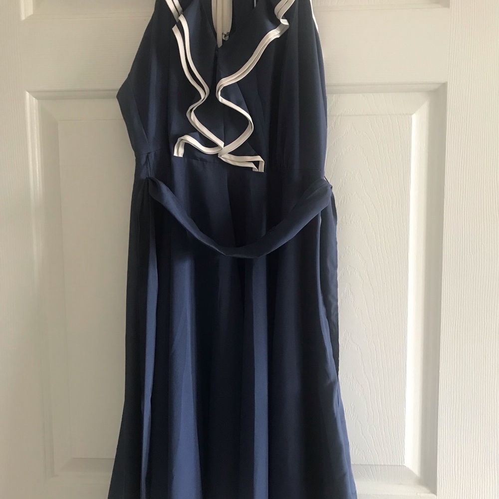 LC Conrad NWT size 10 blue white rimmed dress